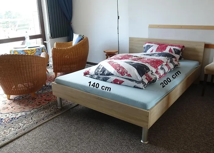 Guestroom With Wide View And Pool Near City Side, 2Nd Guest With Extra Bed Possible