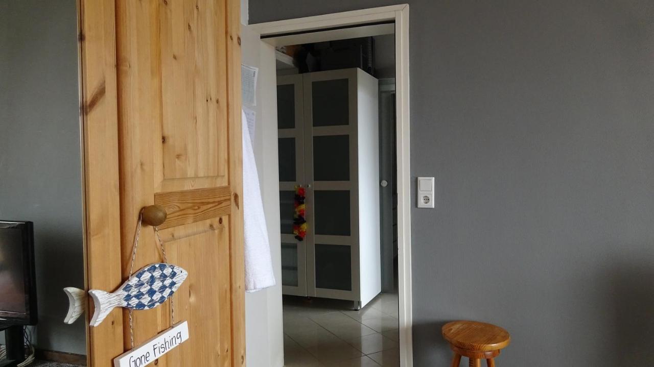 Homestay Guestroom With Wide View And Pool Near Side, 2nd Guest With Extra Bed Possible